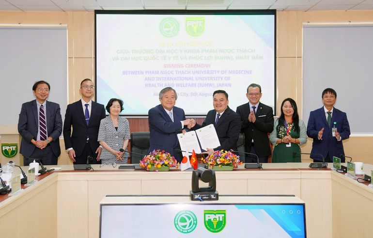 MOU署名式の様子