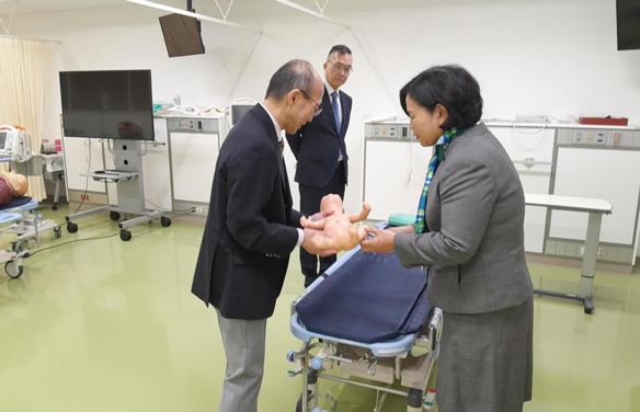 矢野教授と井上教授のご案内で成田シミュレーションセンター（SCOPE）をご見学