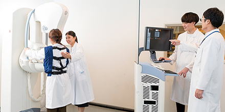 診療放射線技師になるバナー：TOPリンク画像